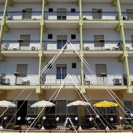 Hotel Niagara Cesena Bagian luar foto