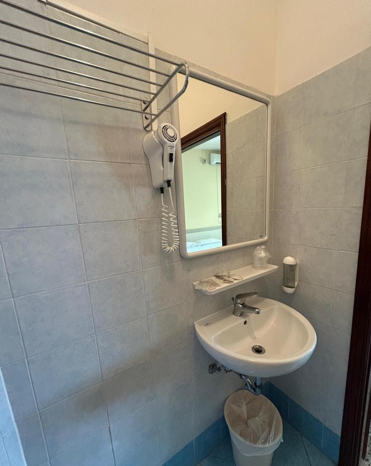 Hotel Niagara Cesena Bagian luar foto