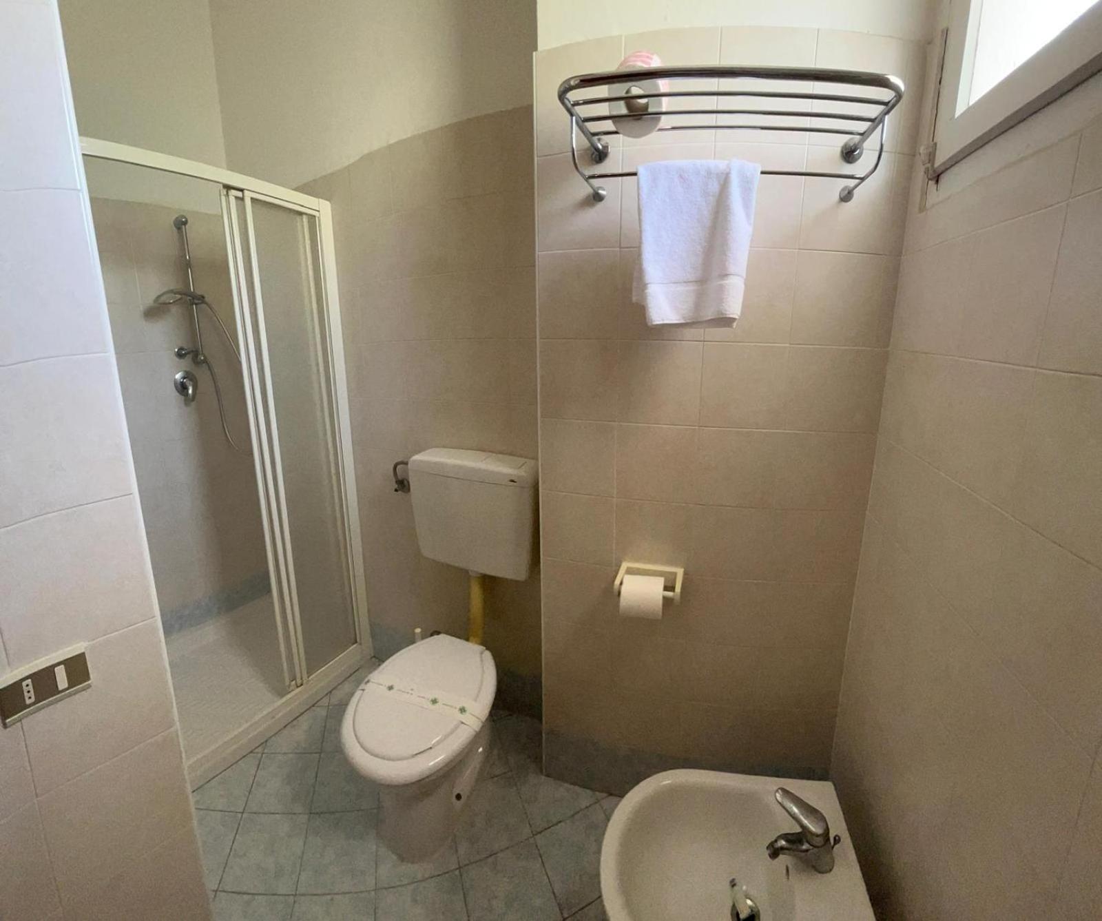Hotel Niagara Cesena Bagian luar foto