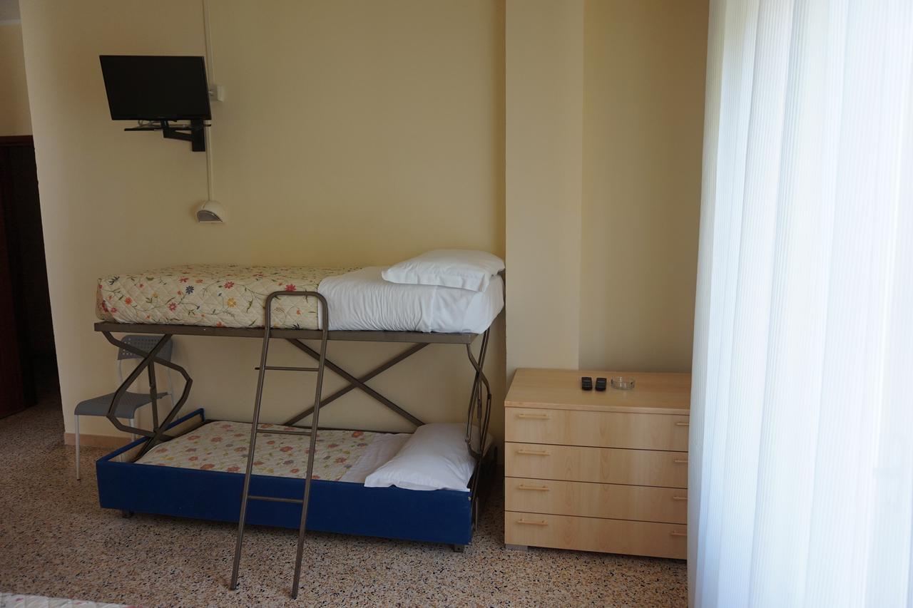 Hotel Niagara Cesena Bagian luar foto