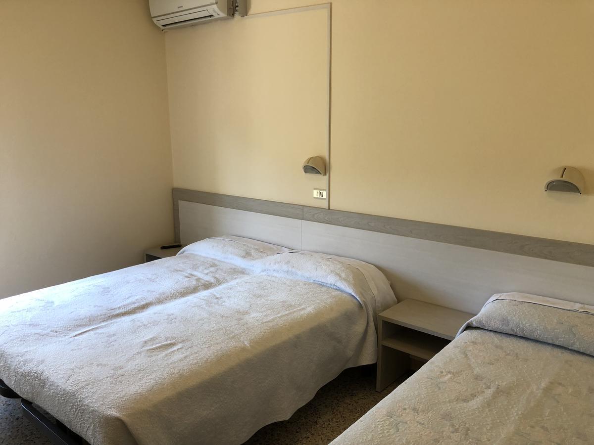 Hotel Niagara Cesena Bagian luar foto